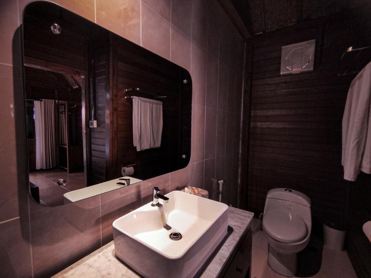 Uli Wood Villa, Jimbaran Bali - Near Gwk エクステリア 写真