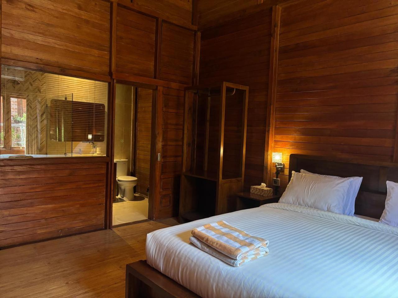 Uli Wood Villa, Jimbaran Bali - Near Gwk エクステリア 写真
