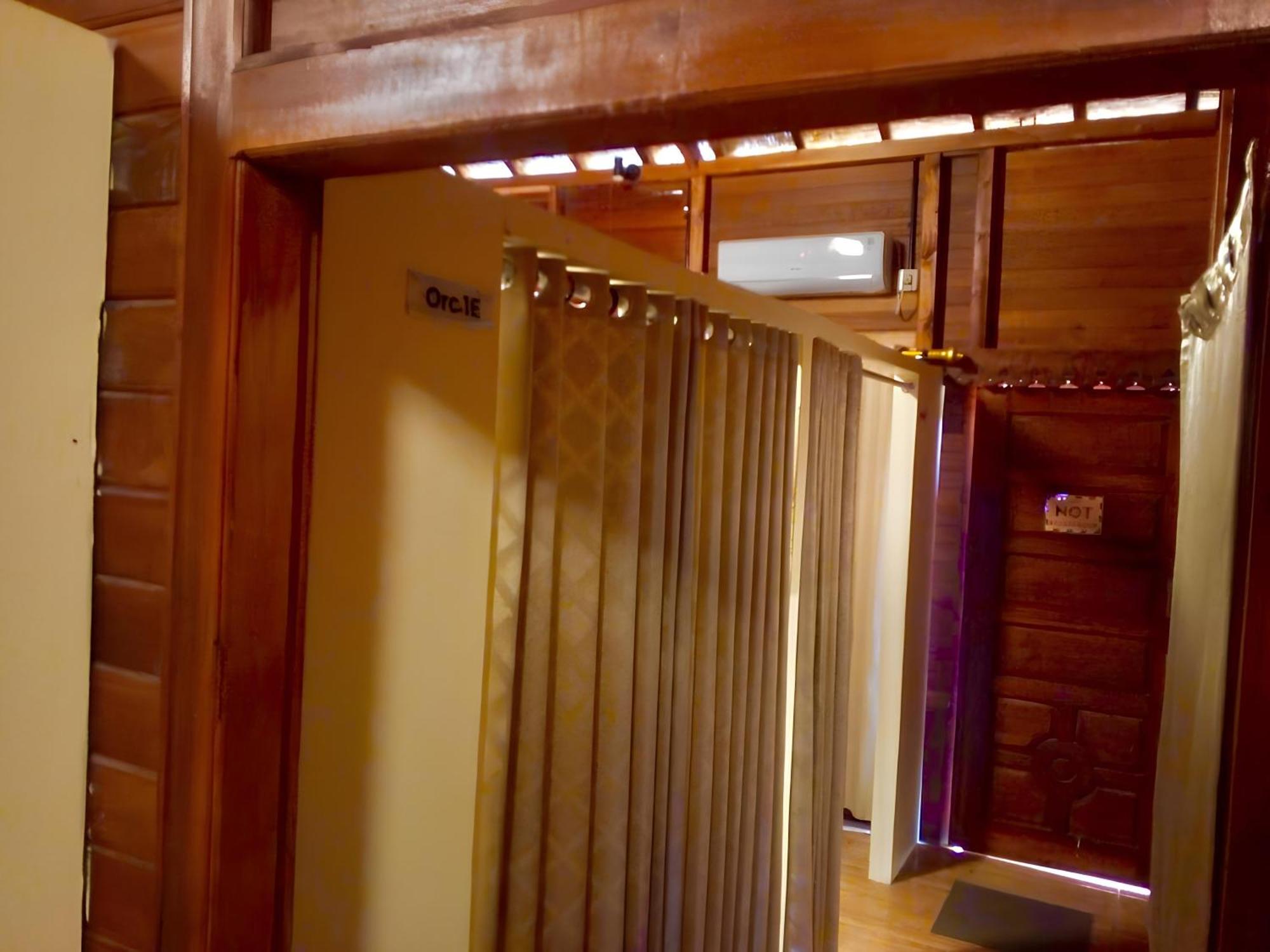 Uli Wood Villa, Jimbaran Bali - Near Gwk エクステリア 写真